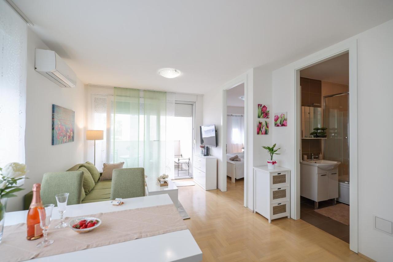Cozy Niko Apartment - Private Parking And Balcony Zadar Exterior photo