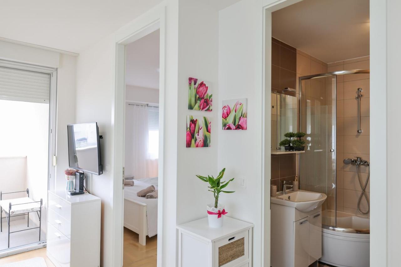 Cozy Niko Apartment - Private Parking And Balcony Zadar Exterior photo