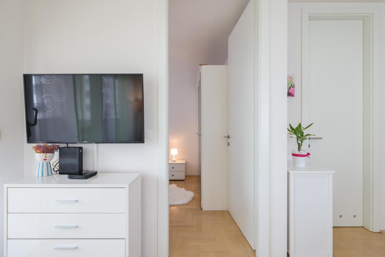 Cozy Niko Apartment - Private Parking And Balcony Zadar Exterior photo